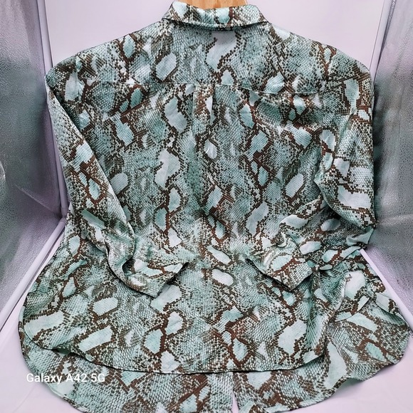 Lauren Ralph Lauren Womens Snake Print Button Down Shirt 1X TG - Picture 8 of 8